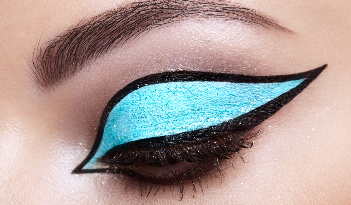 Basic Cat Eye Makeup