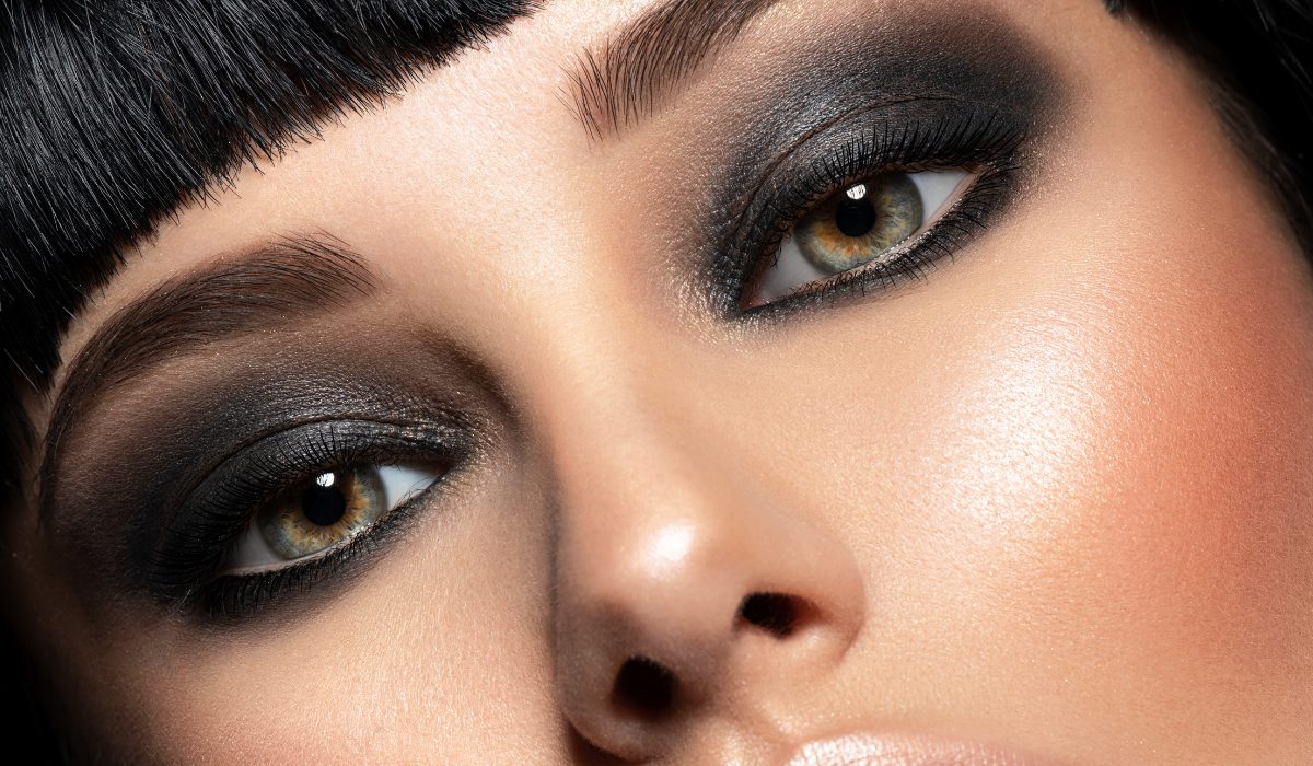 how to make smokey eyes